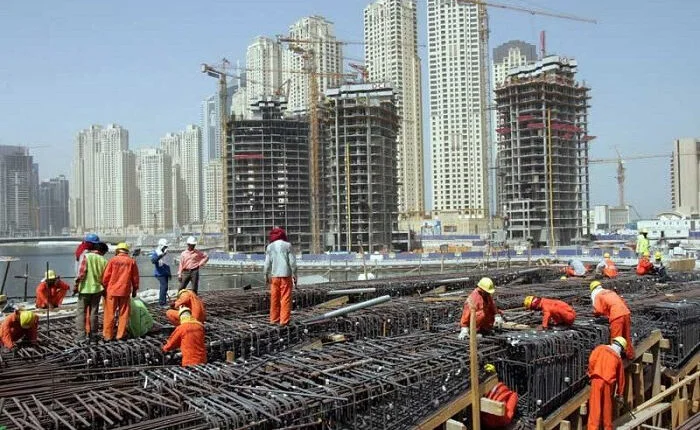 مقاولات وتكسير وبناء وهدم وترميم وتشطيب